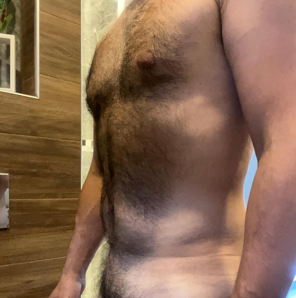 Homme coquin propose nudes non vénale - Petite annonce - Paris