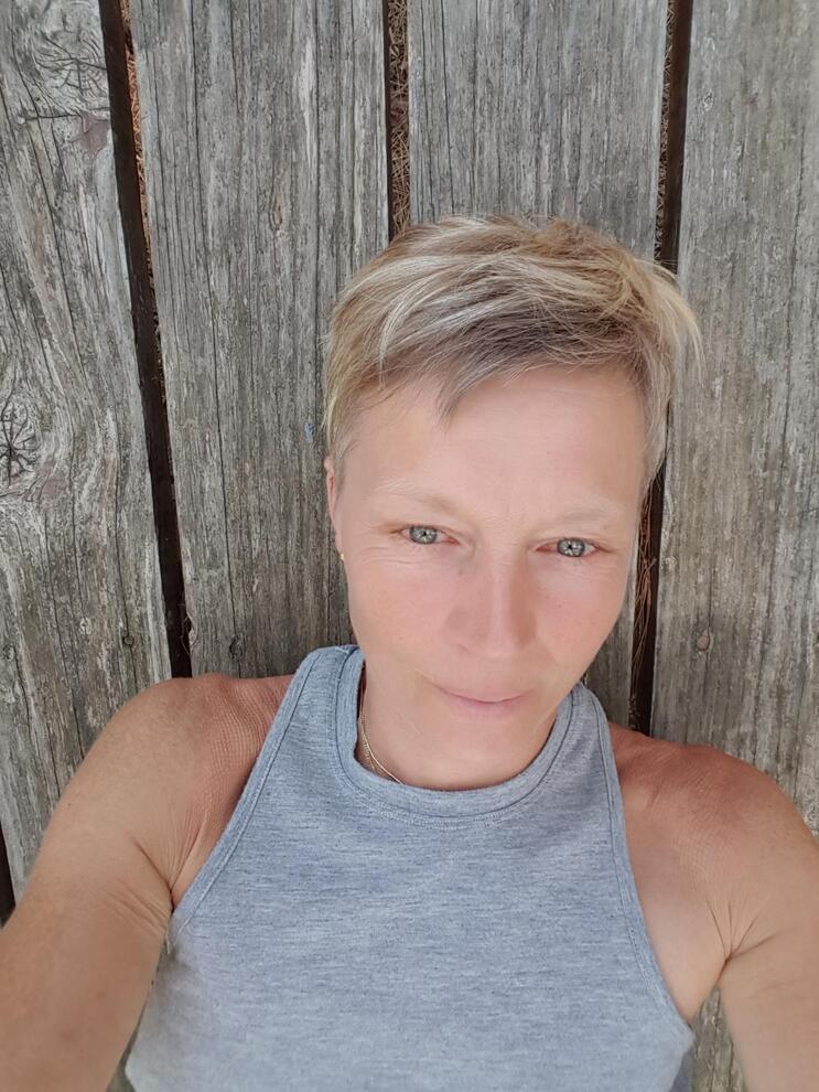 Couple bi cherche homme(s) bi Petite annonce La roque sur ceze